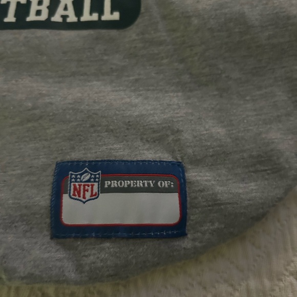 Philadelphia Eagles dog shirt. Size Large - Picture 3 of 4